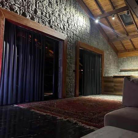 Villa Copper Macka